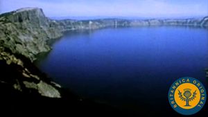 Learn about the volcanic collapse of Mount Mazama and Crater Lake caldera formation in Cascade Range