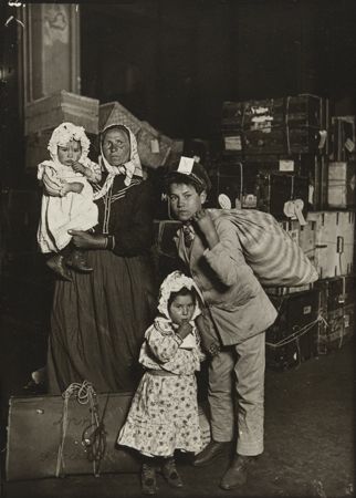 Ellis Island immigrants