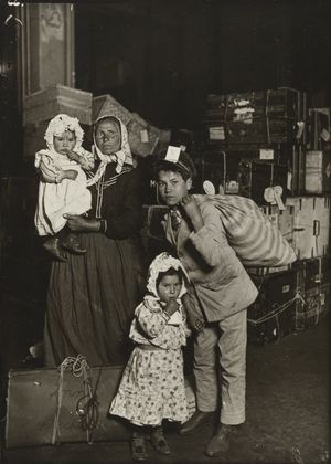 Ellis Island immigrants