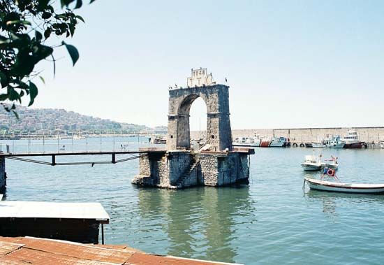 Zonguldak: coal port