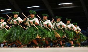 hula kahiko performance